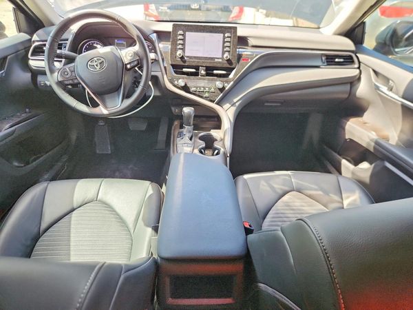 2024 TOYOTA CAMRY