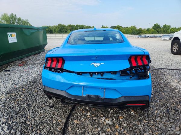 2026 FORD MUSTANG I4
