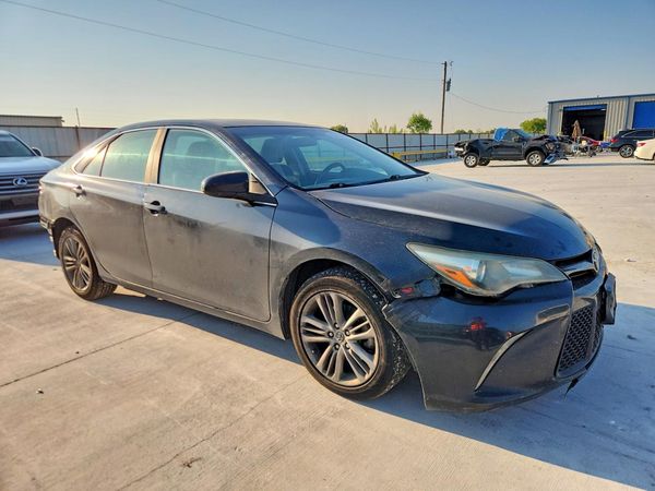 2015 TOYOTA CAMRY
