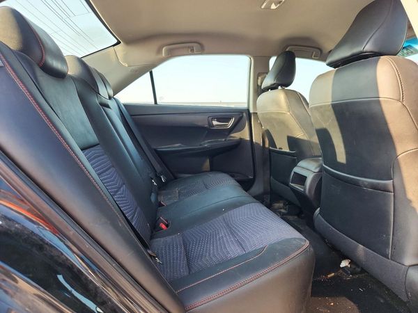 2015 TOYOTA CAMRY