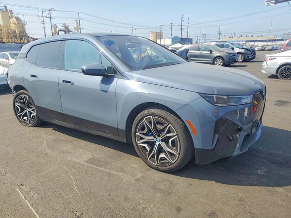 2024 BMW IX xDrive50