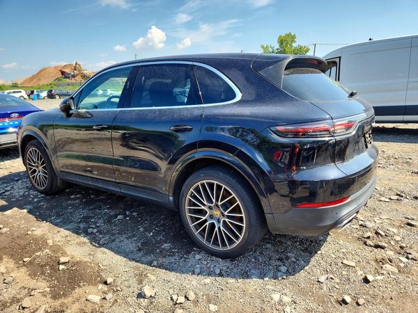 2020 PORSCHE CAYENNE