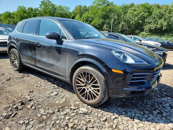 2020 PORSCHE CAYENNE