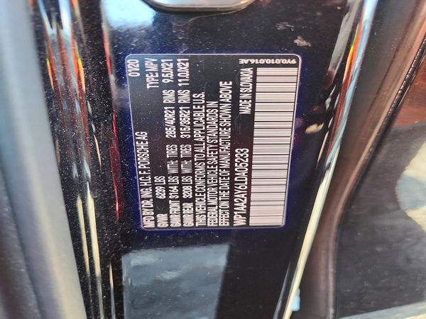 2020 PORSCHE CAYENNE