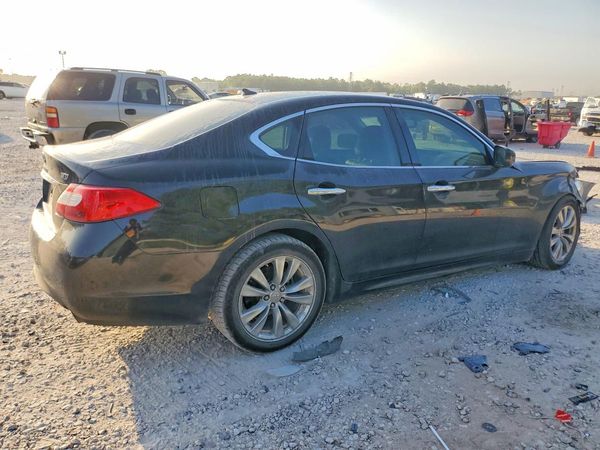 2012 INFINITI M37