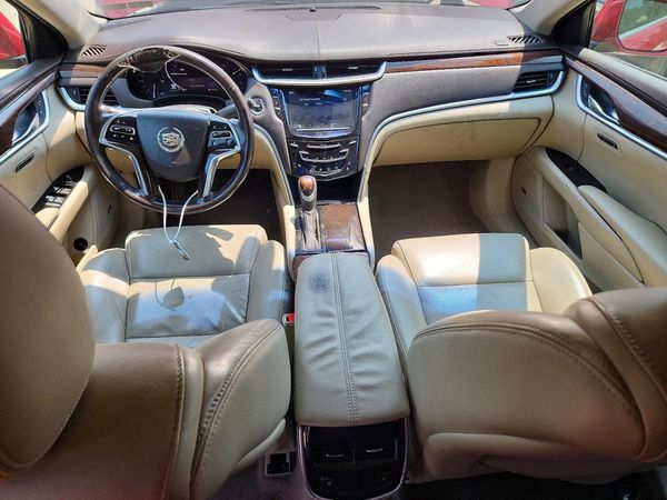 2015 CADILLAC XTS Luxury