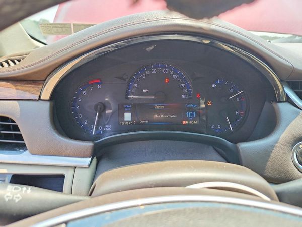 2015 CADILLAC XTS Luxury