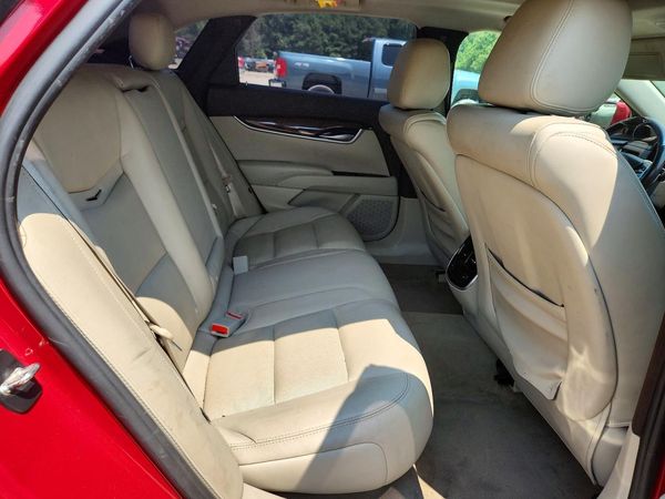 2015 CADILLAC XTS Luxury