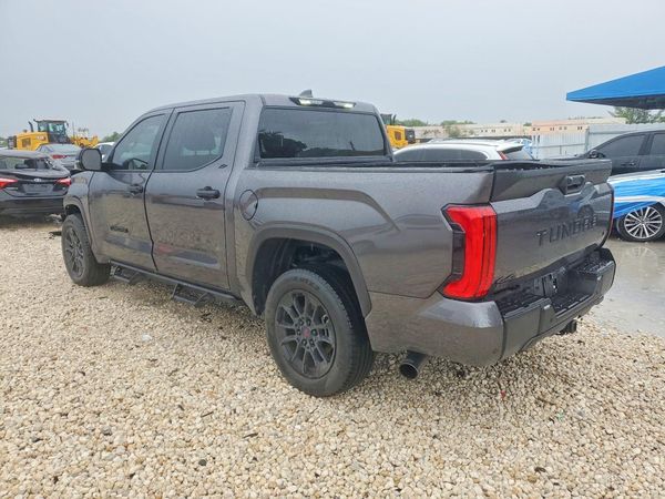2025 TOYOTA TUNDRA SR5