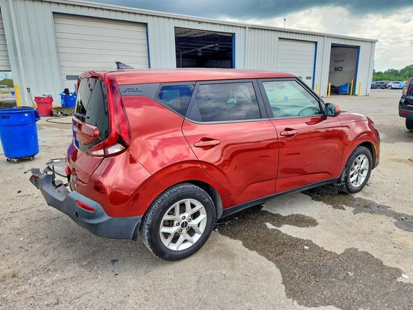 2022 KIA SOUL