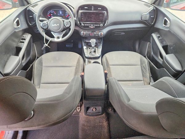 2022 KIA SOUL
