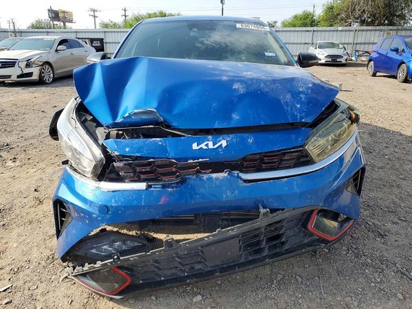 2022 KIA FORTE GT Line