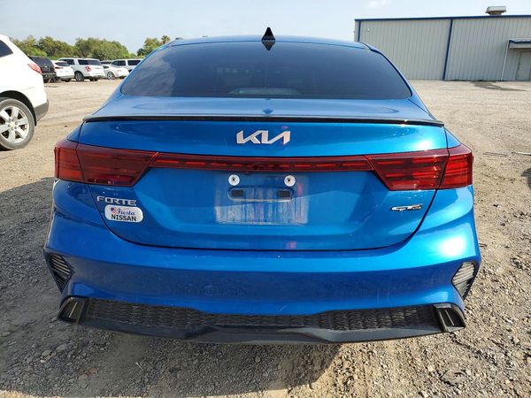 2022 KIA FORTE GT Line