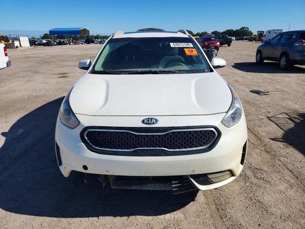 2017 KIA NIRO