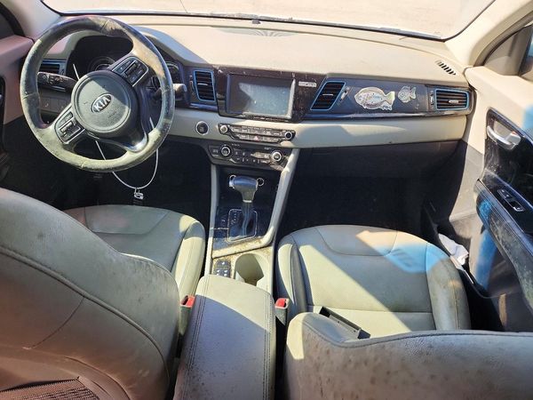 2017 KIA NIRO