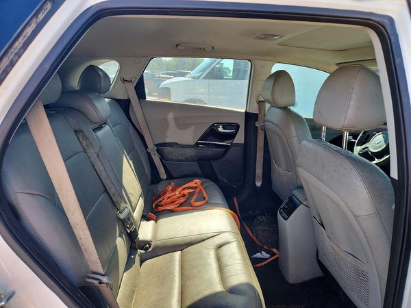 2017 KIA NIRO