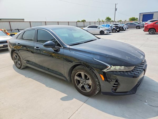 2022 KIA K5 LX