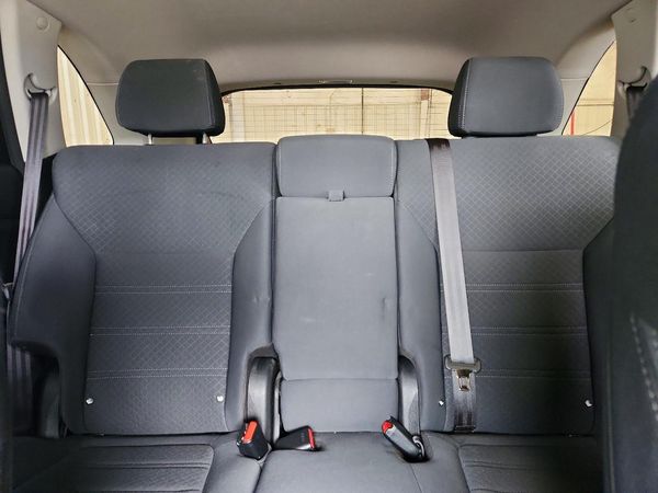 2018 KIA SORENTO L, LX