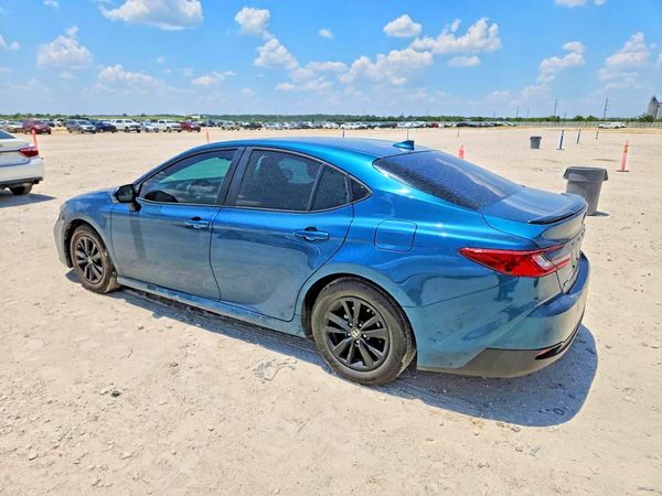 2025 TOYOTA CAMRY
