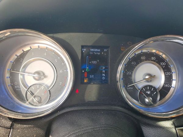 2014 CHRYSLER 300