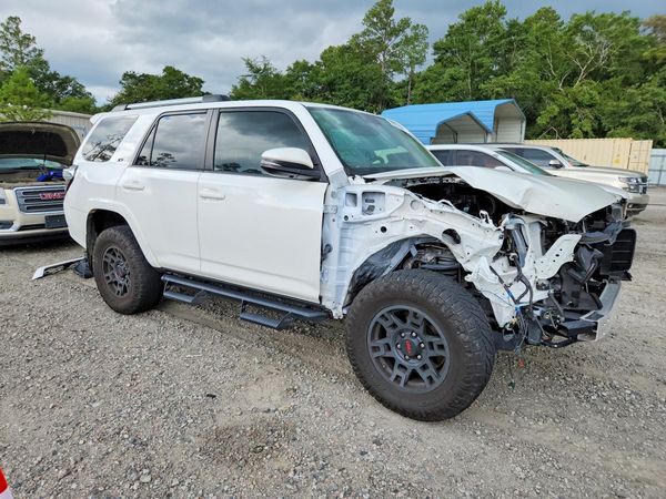 2019 TOYOTA 4RUNNER