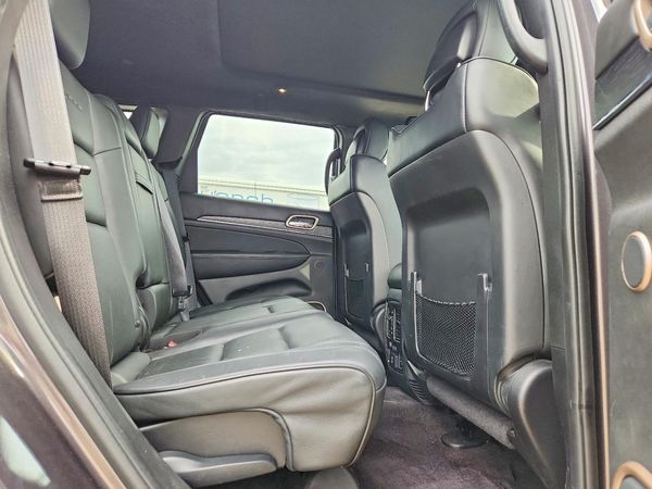 2016 JEEP GRAND CHEROKEE Summit
