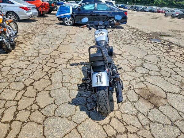 2020 HARLEY-DAVIDSON XL883 N