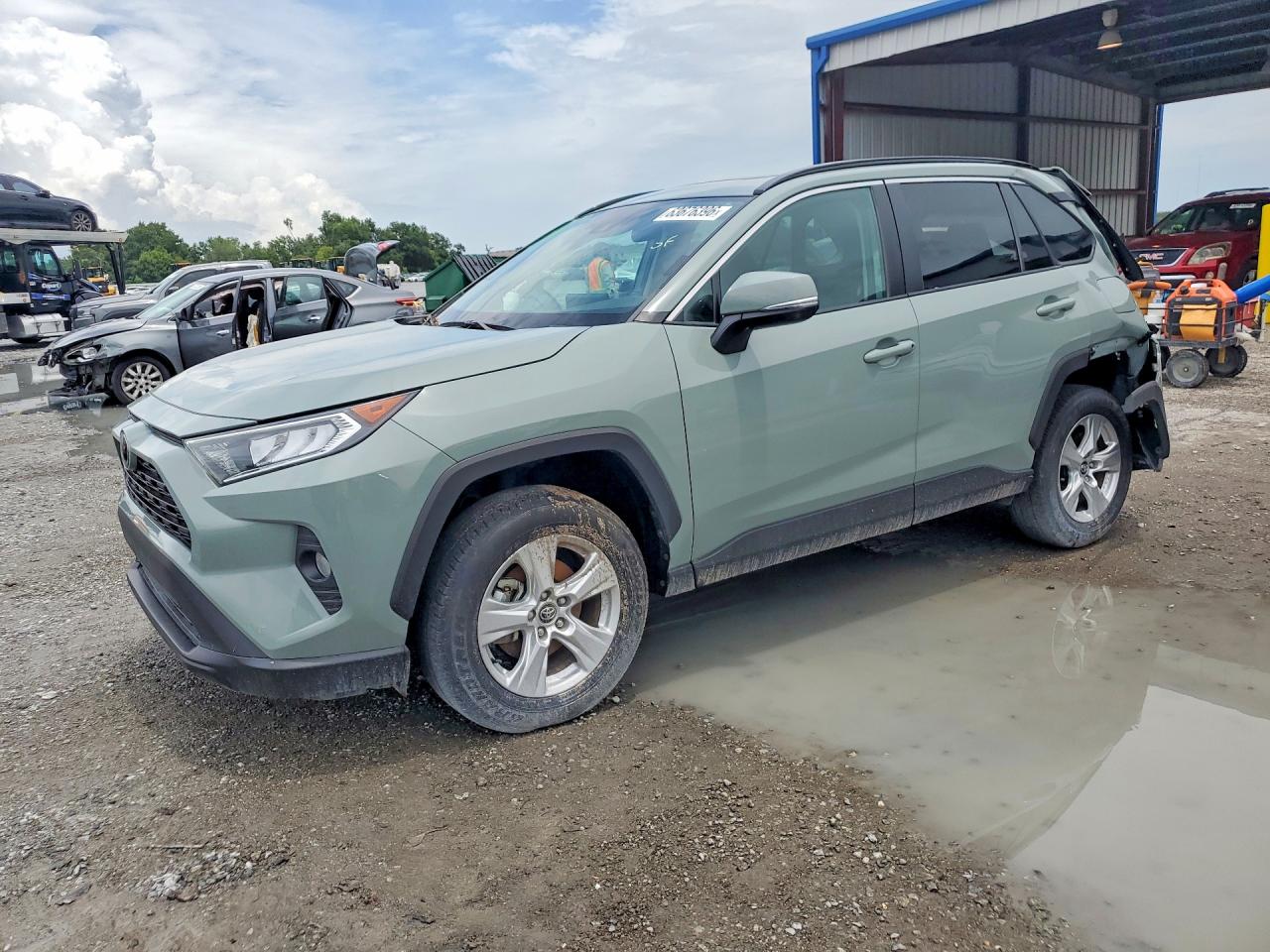 2020 TOYOTA RAV4 XLE