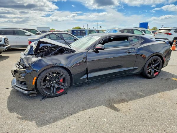 2021 CHEVROLET CAMARO 2SS — Front 3/4