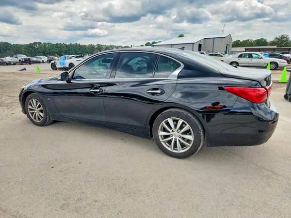 2015 INFINITI Q50