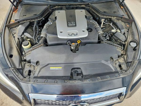 2015 INFINITI Q50
