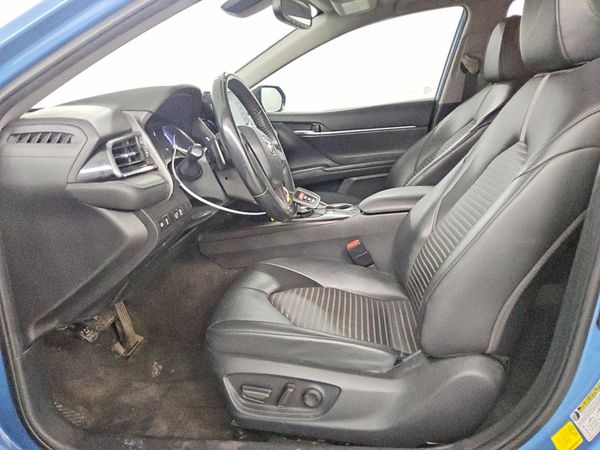 2023 TOYOTA CAMRY SE — DENT