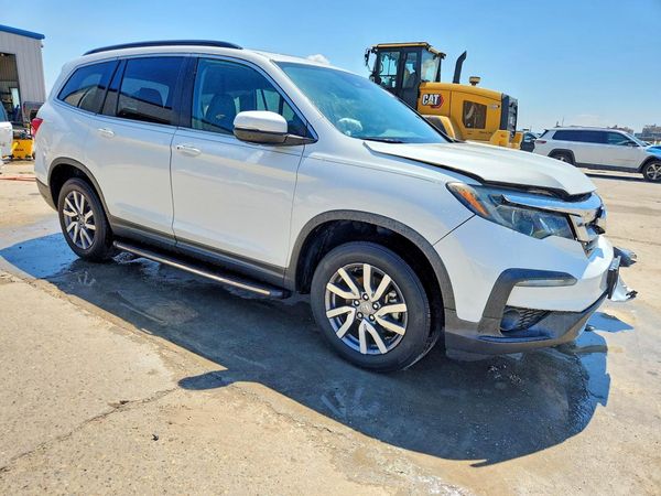 2021 HONDA PILOT EX-L — Passenger 3/4