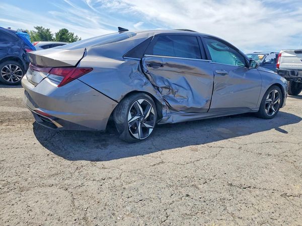 2021 HYUNDAI ELANTRA SEL