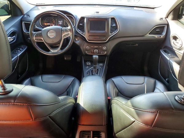 2019 JEEP CHEROKEE LATITUDE PLUS 4X4