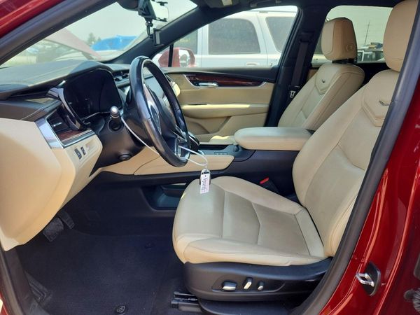 2018 CADILLAC XT5 Premium Luxury