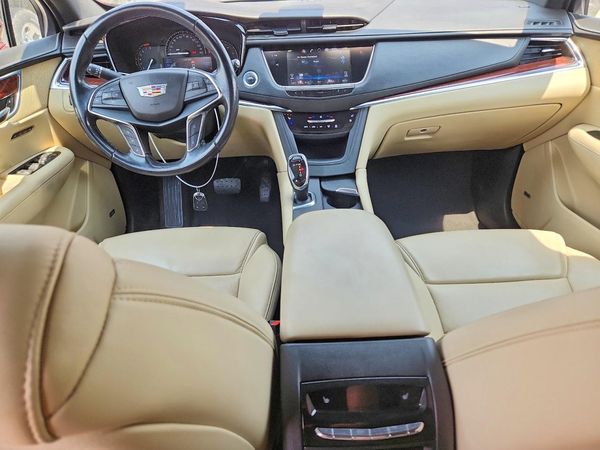 2018 CADILLAC XT5 Premium Luxury