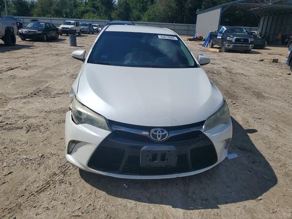 2015 TOYOTA CAMRY
