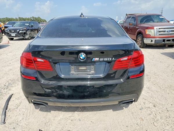 2016 BMW 550