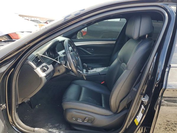 2016 BMW 550