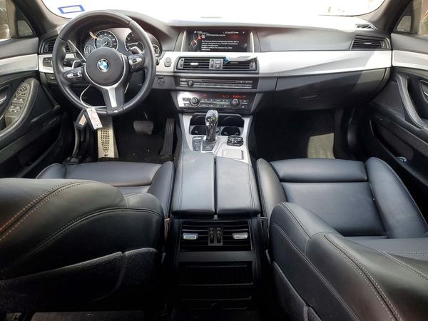2016 BMW 550