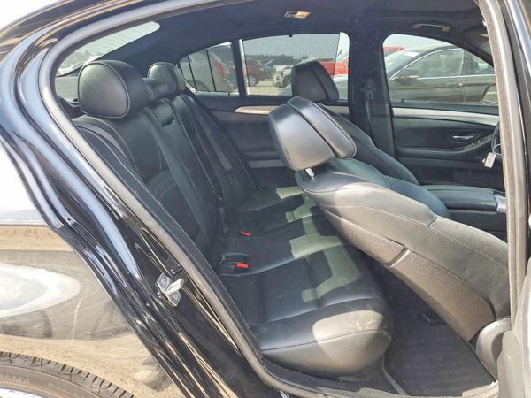 2016 BMW 550