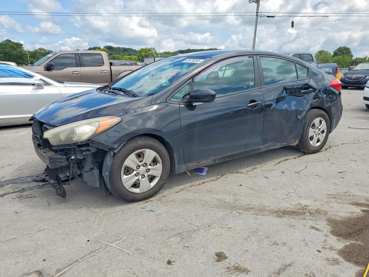 2016 KIA FORTE GL (Middle-Low Grade)