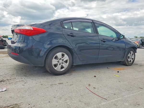 2016 KIA FORTE GL (Middle-Low Grade)
