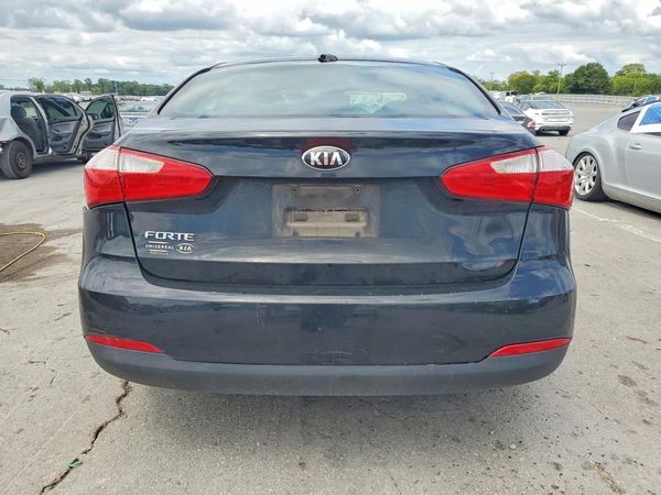 2016 KIA FORTE GL (Middle-Low Grade)