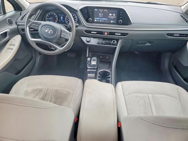 2023 HYUNDAI SONATA SE