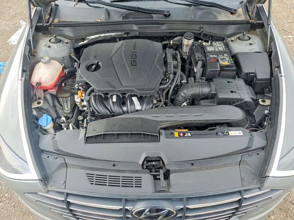 2023 HYUNDAI SONATA SE