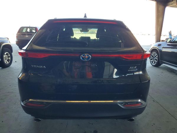 2022 TOYOTA VENZA