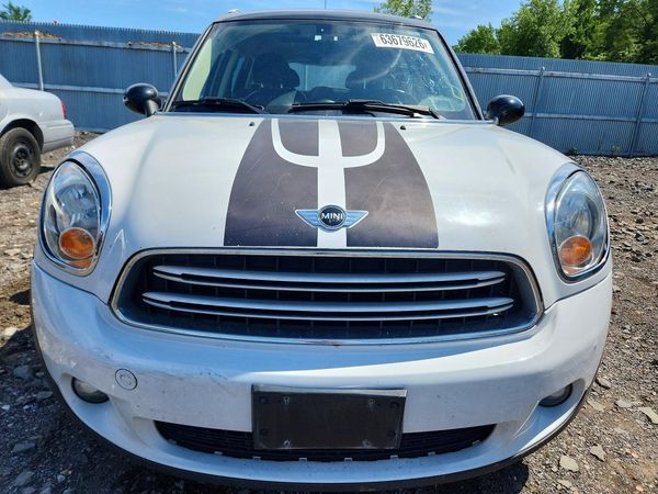 2016 MINI COOPER