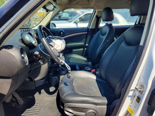 2016 MINI COOPER